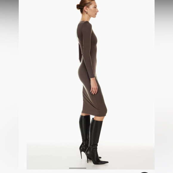 Aritzia (Babaton) contour crew long sleeve midi dress. Size S. - Picture 3 of 12